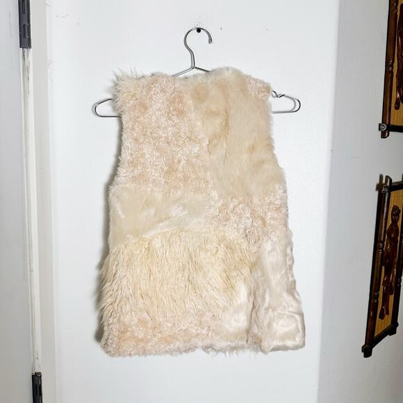 Zara Girls Outerwear Faux Fur Vest Pink Fuzzy Snap Closure Size 11 / 12 152 cm - Picture 4 of 5